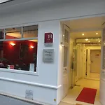 Mary\'S Hotel Republique