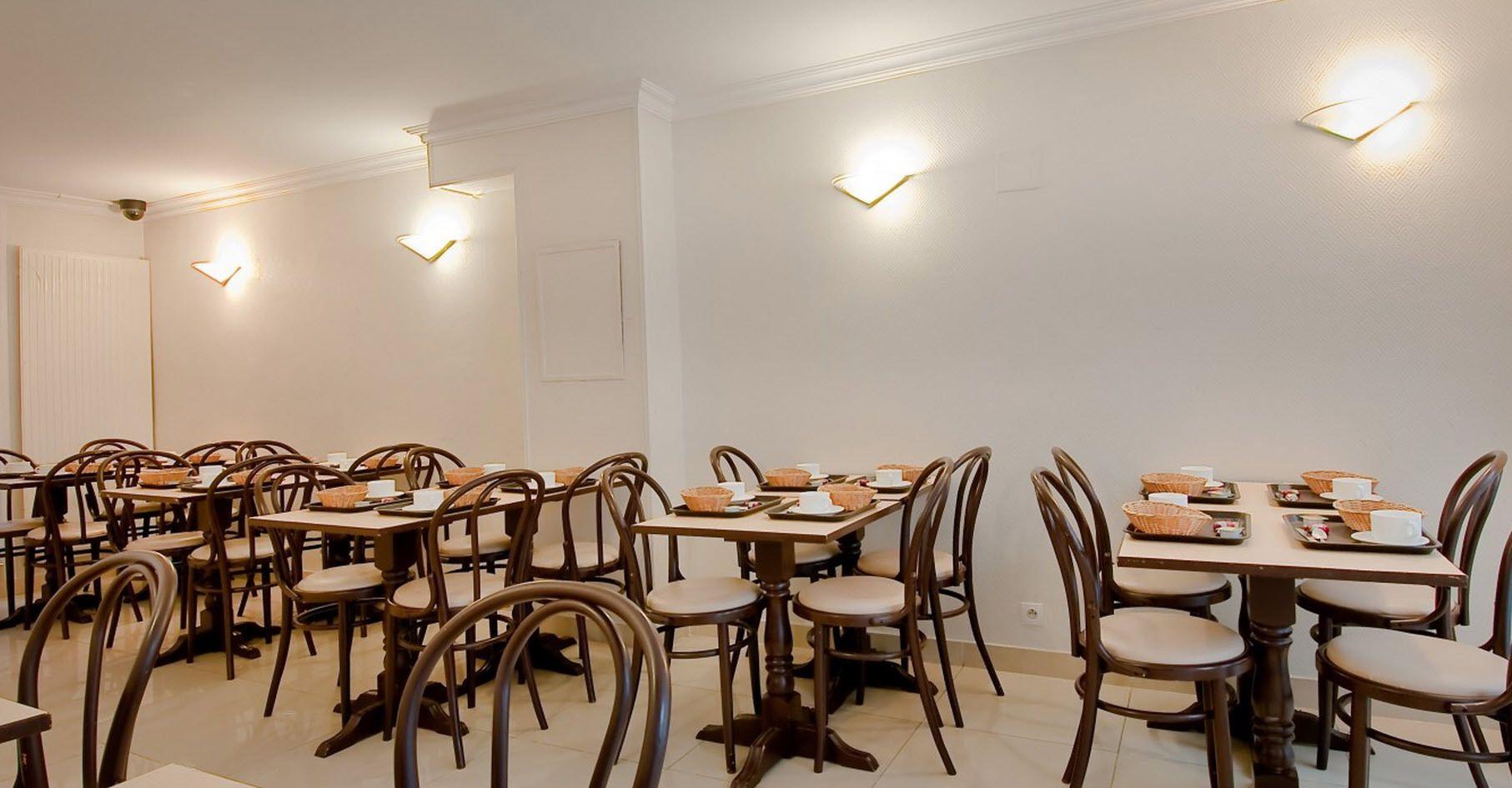 Mary's Republique Hotel 2*