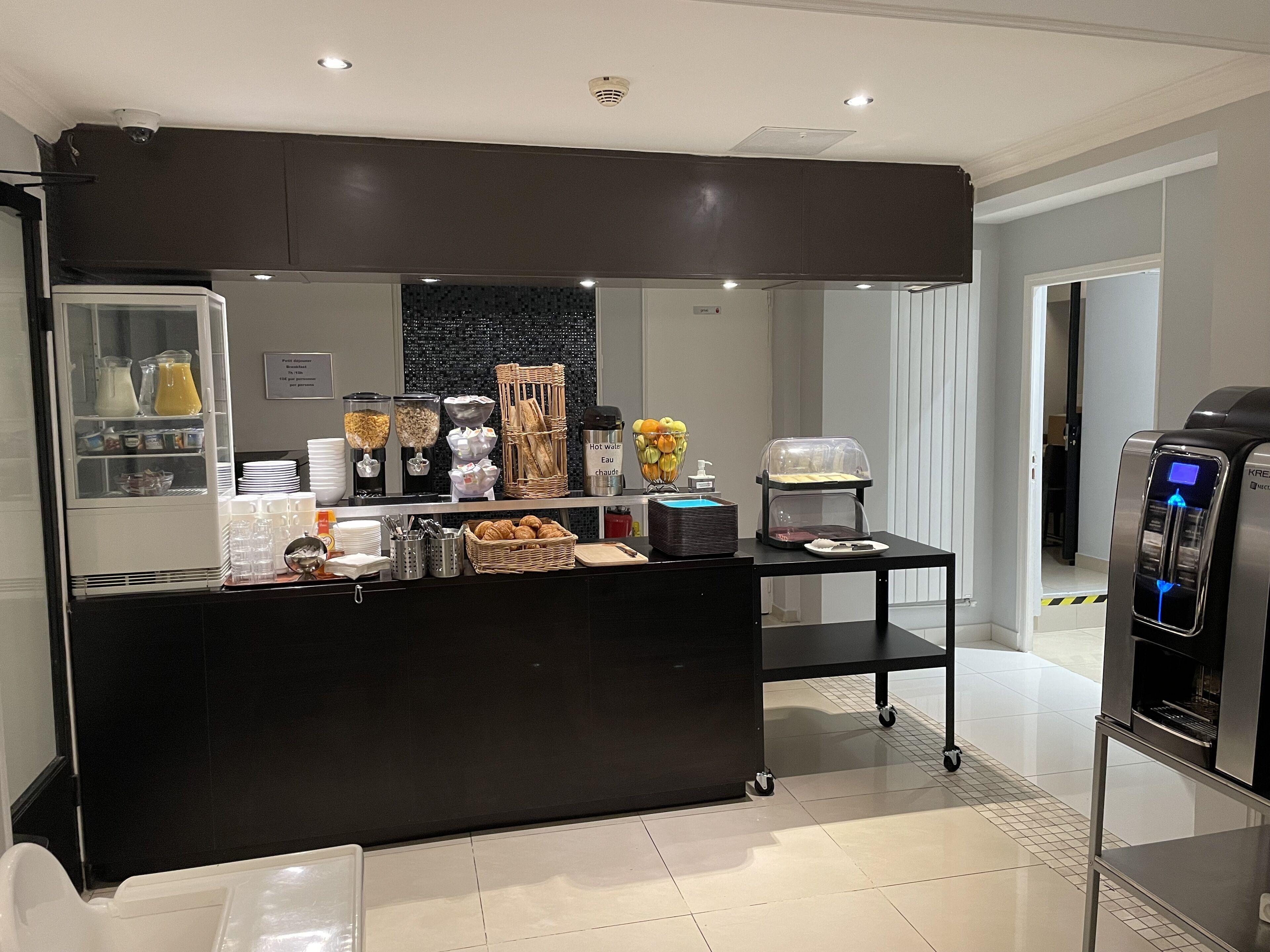 Mary's Republique Hotel