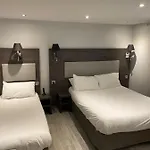 Mary's Republique Hotel Paris