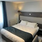 Mary's Republique Hotel 2*