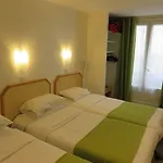 Mary's Republique Hotel Paris