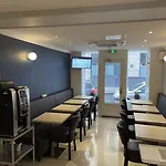 Hotel Mary's Republique Paris