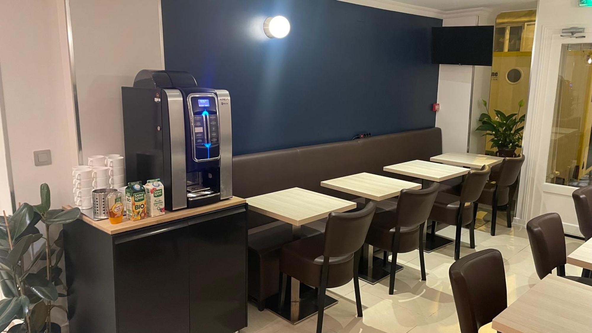 Mary's République 2* Parigi