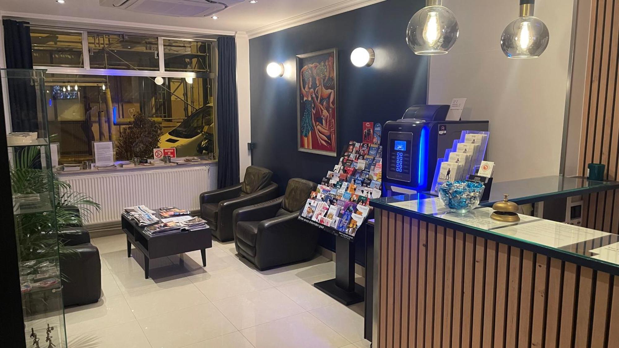 Hotel Mary's République